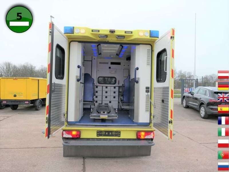 Gebraucht Mercedes Sprinter 163 PS (119 kW) 2013 Gelb (gelbrot (tagesleuchtfa) Van