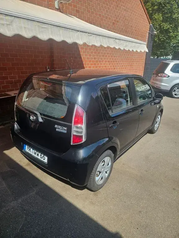 Gebraucht Daihatsu Sirion 69 PS (50 kW) 2007 Schwarz Kleinwagen