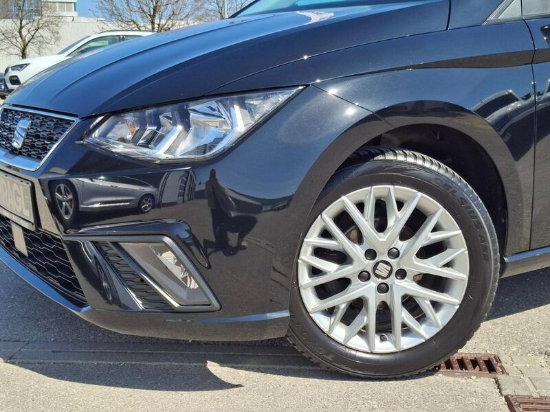 Gebraucht Seat Ibiza Style 95 PS (69 kW) 2020 Mitternachtsschwarz Limousine
