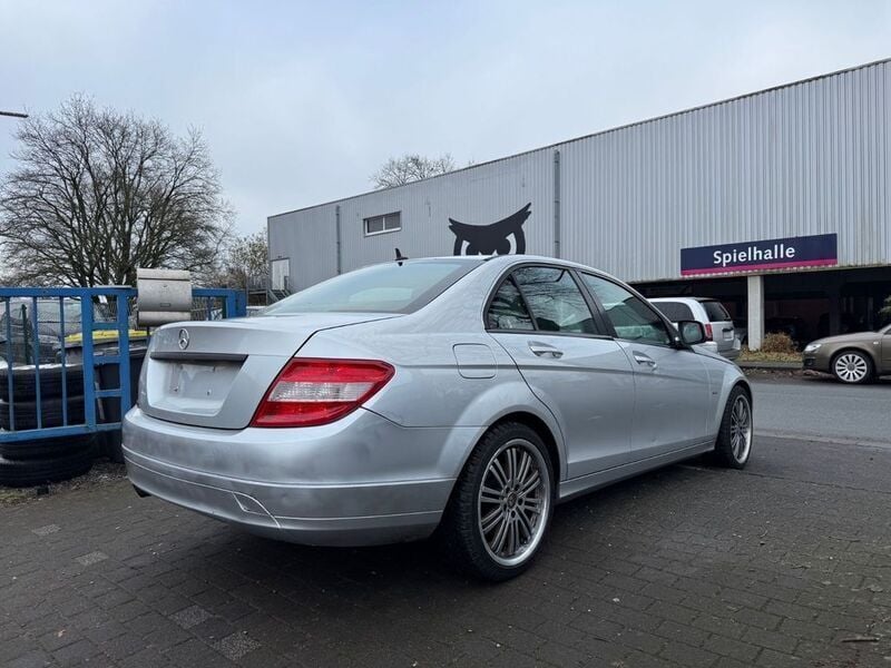 Gebraucht Mercedes C180 156 PS (114 kW) 2007 Silber Limousine