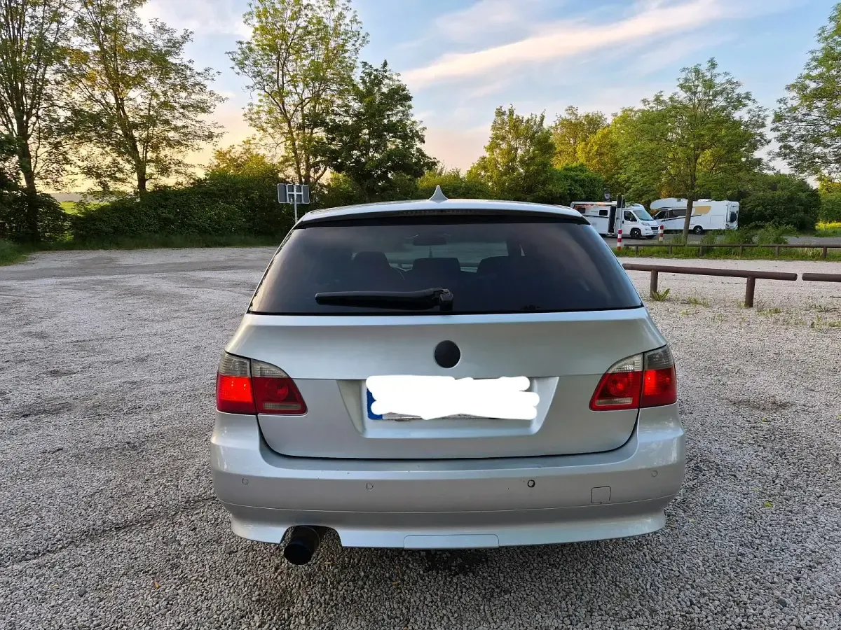 Brugt BMW 525 177 HK (130 kW) 2006 Sølv Stationcar