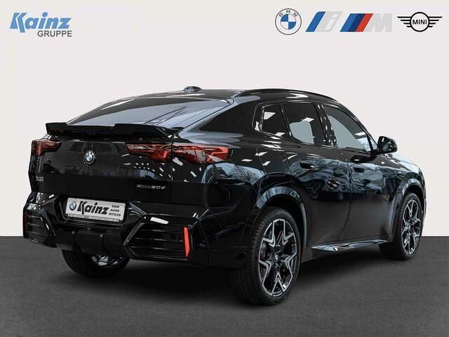 Gebraucht BMW X2 Efficient Dynamics 163 PS (119 kW) 2024 Black sapphire metallic SUV