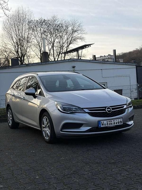 Gebraucht Opel Astra Edition 150 PS (110 kW) 2019 Silber Kombi