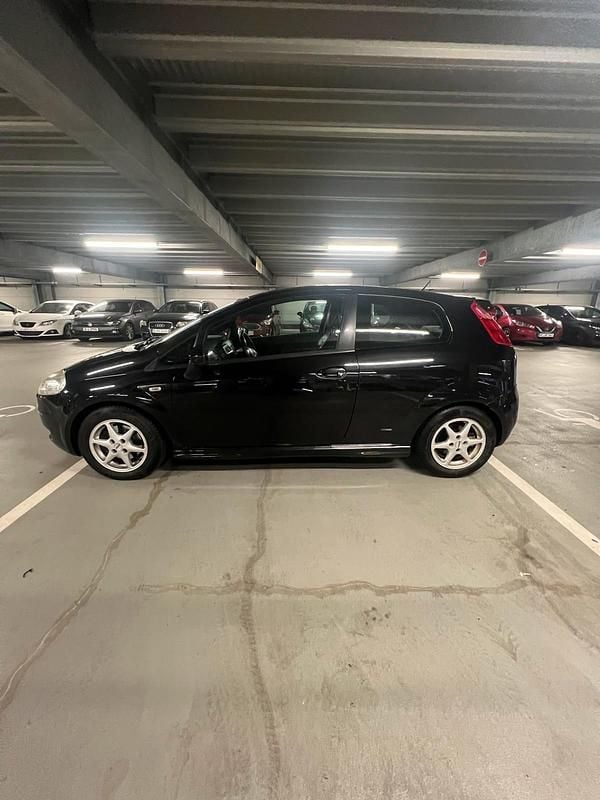 Gebraucht Fiat Grande Punto 131 PS (96 kW) 2006 Schwarz Kleinwagen