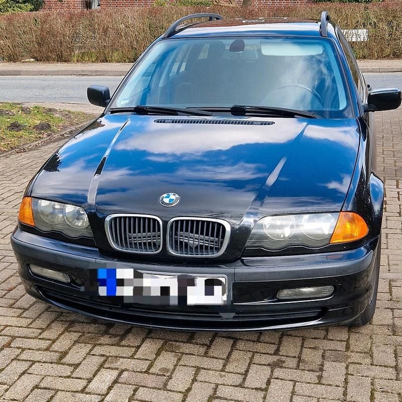 Gebraucht BMW 318 118 PS (86 kW) 2001 Schwarz Kombi