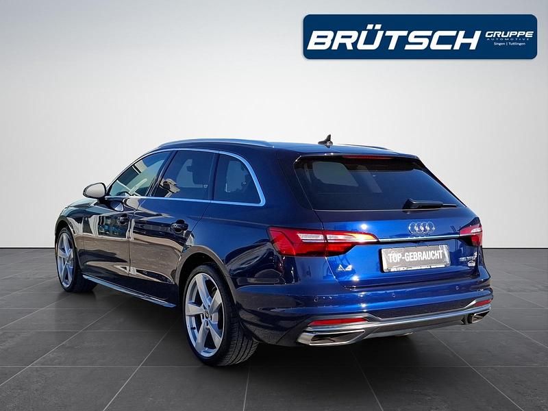 Second-hand Audi A4 Advanced 150 CP (110 kW) 2023 Albastru Break