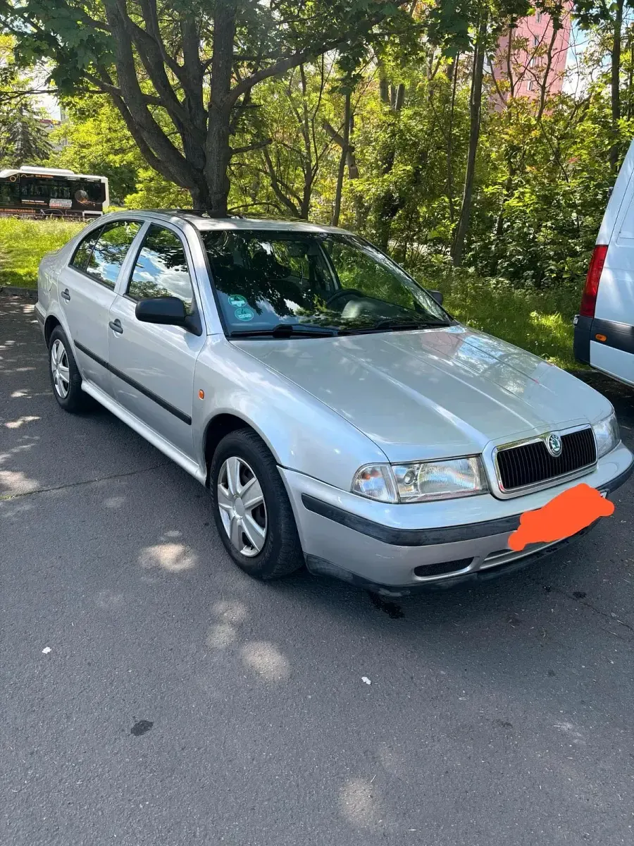 Gebraucht Skoda Octavia 115 PS (84 kW) 2000 Silber Limousine