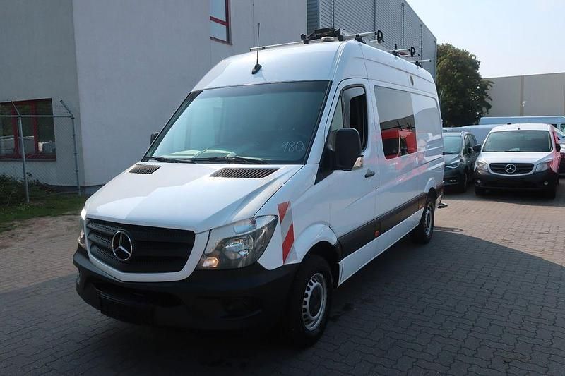Weiß Gebraucht 2017 Mercedes Sprinter Van | 13.900 € (Guter Preis) - Bild 1/4