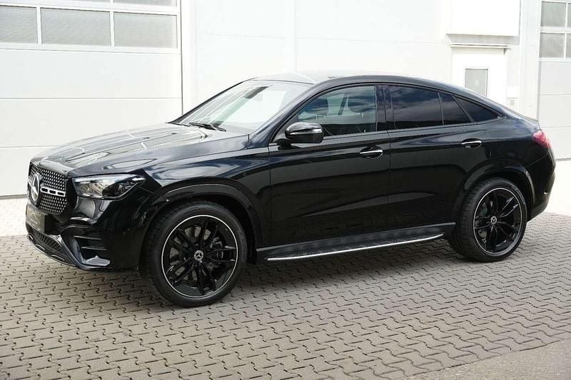 Neu Mercedes GLE450 Premium 367 PS (269 kW) 2025 Schwarz SUV