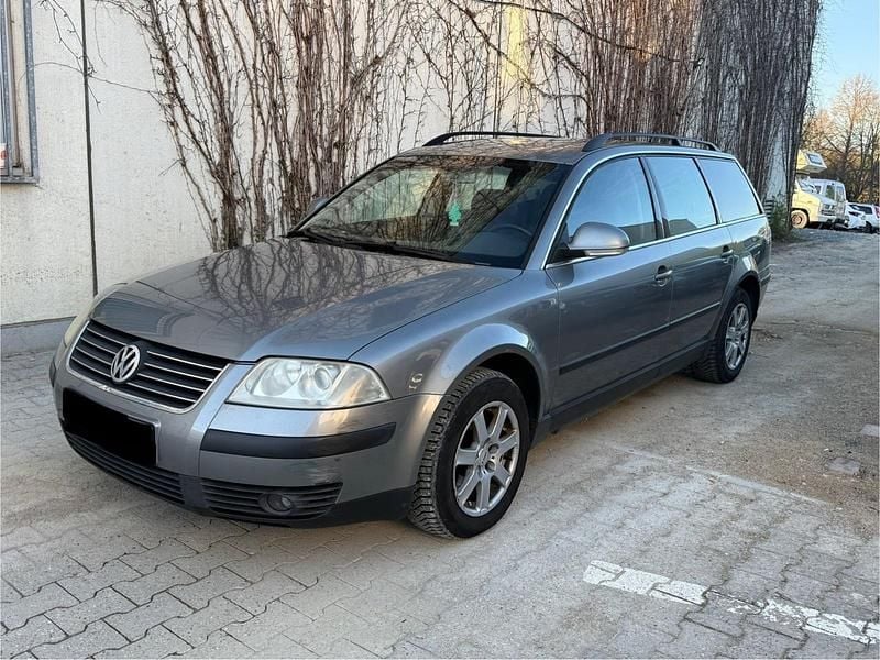 Gebraucht VW Passat 131 PS (96 kW) 2004 Grau Kombi