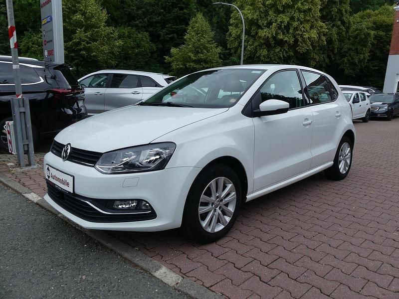 Weiß Gebraucht 2016 VW Polo Kleinwagen | 9.990 € (Fairer Preis) - Bild 1/4