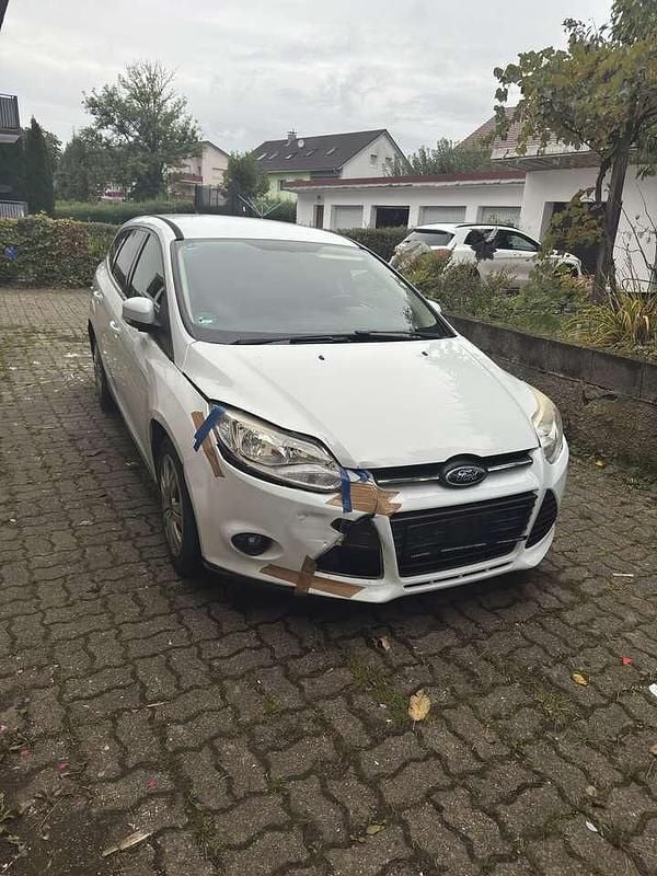 Gebraucht 2012 Ford Focus Trend Kombi | 1.600 € (Superpreis) - Bild 1/4