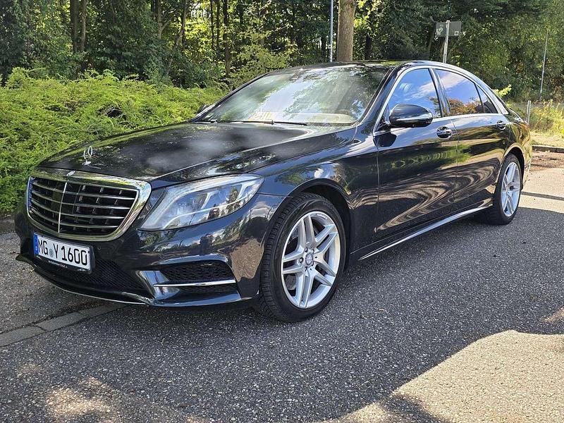 Blau Gebraucht 2014 Mercedes S500L AMG line Limousine | 27.990 € (Fairer Preis) - Bild 1/4