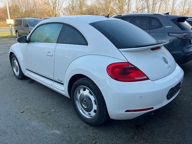 Gebraucht VW Beetle Cup 105 PS (77 kW) 2014 Weiß Kleinwagen