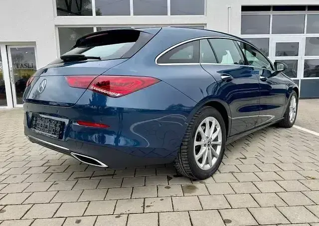 Gebraucht Mercedes CLA220 Progressive 190 PS (139 kW) 2022 Andere Coupé