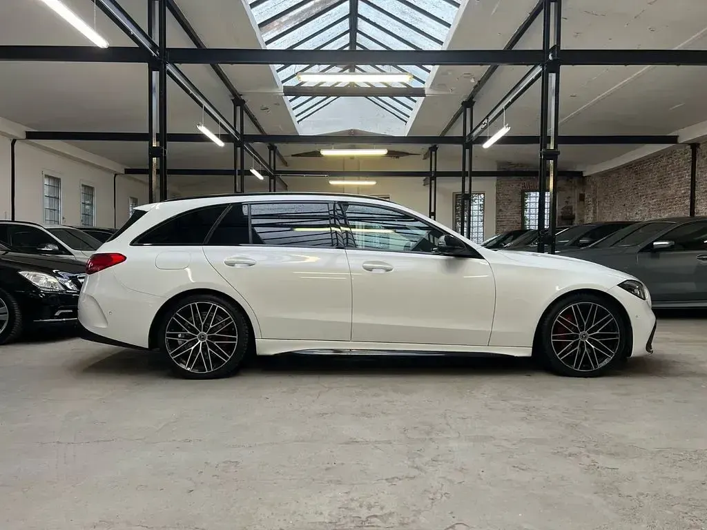 Gebraucht Mercedes C220 AMG line 200 PS (147 kW) 2021 Weiß Limousine