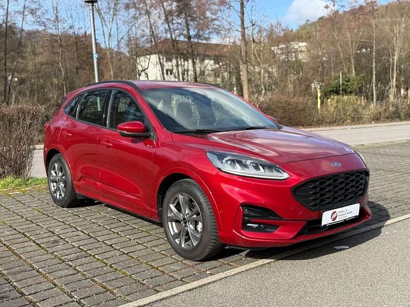 Gebraucht Ford Kuga ST-Line 120 PS (88 kW) 2024 Ludicrot metallic SUV