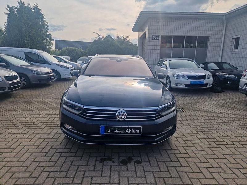 Gebraucht VW Passat Highline 190 PS (139 kW) 2018 Grau Kombi