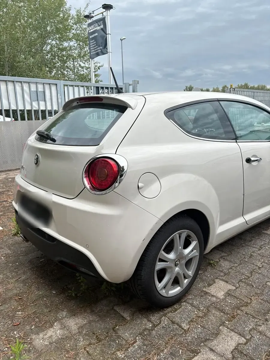 Gebraucht Alfa Romeo MiTo 105 PS (77 kW) 2011 Weiß Kleinwagen
