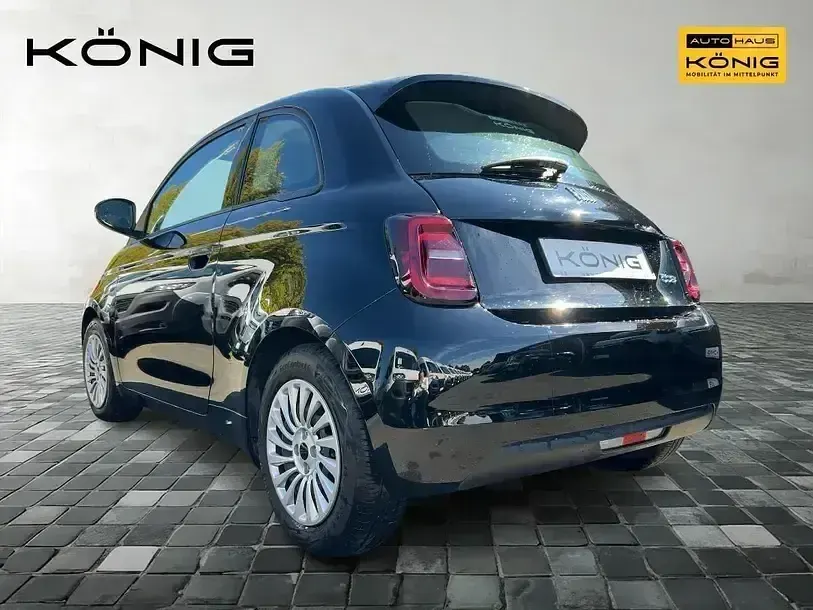 Gebraucht Fiat 500e 86 kW (118 PS) 2023 Schwarz Kleinwagen