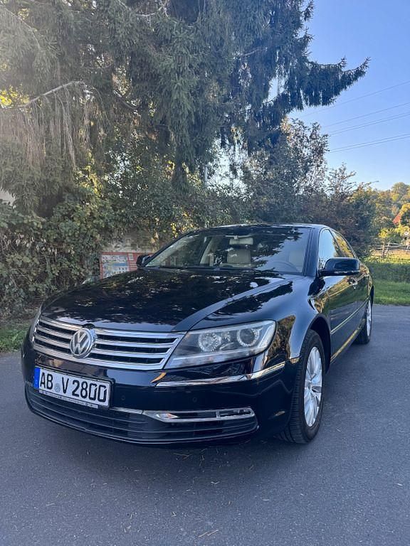 Schwarz Gebraucht 2013 VW Phaeton Limousine | 9.490 € (Etwas zu teuer) - Bild 1/4