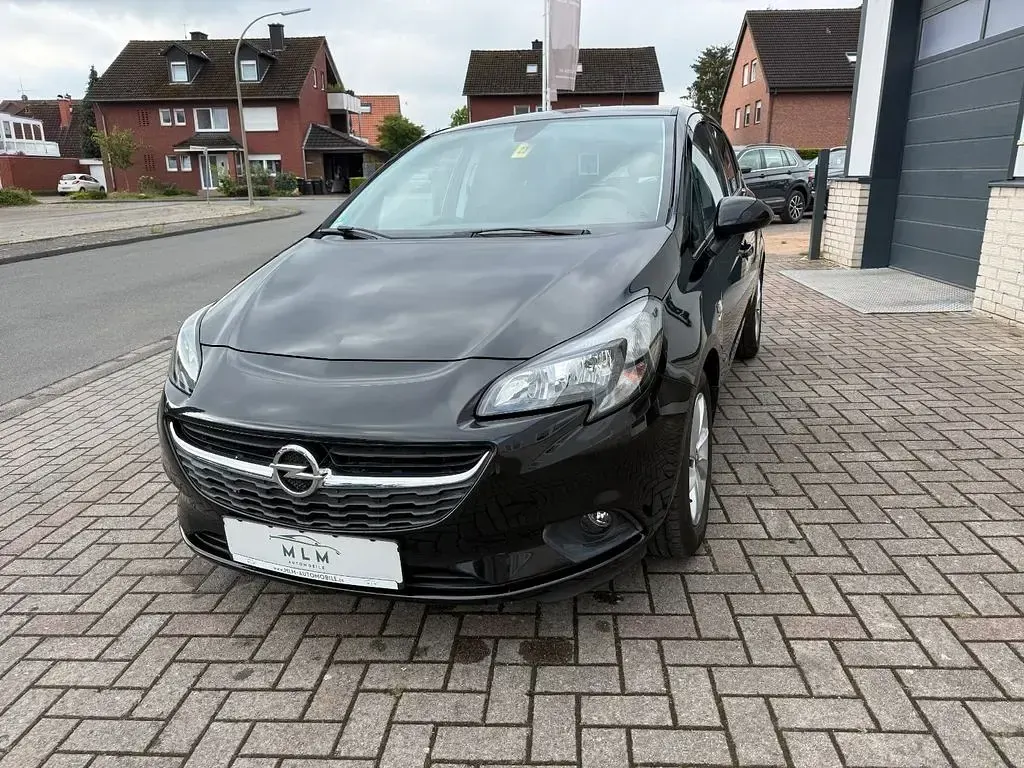 Używany Opel Corsa Active 90 KM (66 kW) 2017 Czarny Hatchback