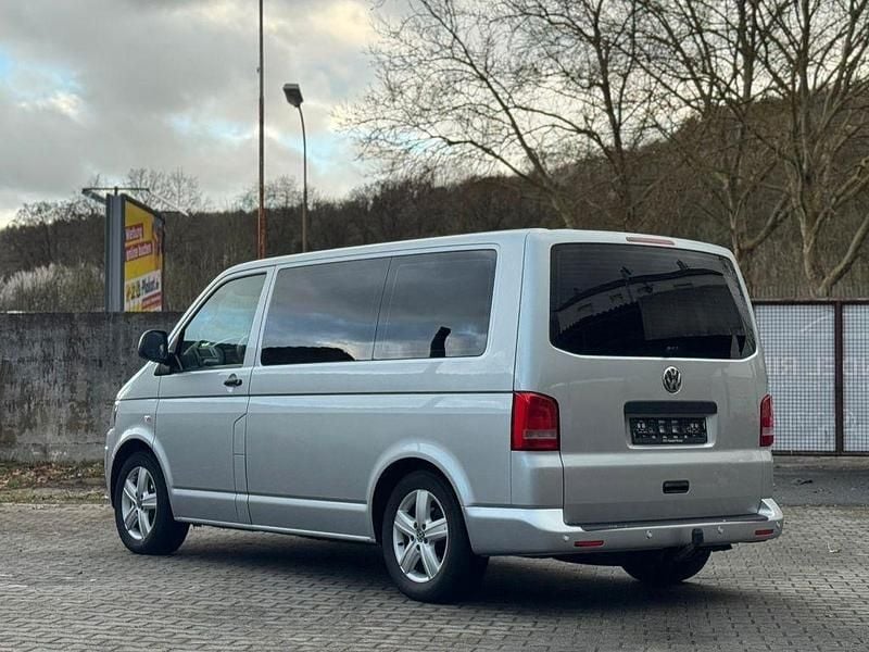 Usata VW T5 140 CV (102 kW) 2011 Argento Furgone