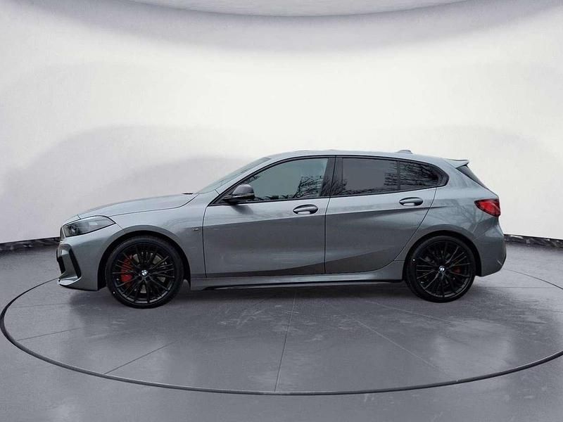 Gebraucht BMW 135 Sport Line 306 PS (225 kW) 2023 Skyscrapergrau metallic Kleinwagen