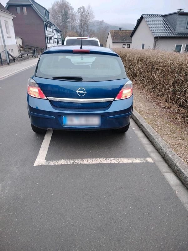 Gebraucht Opel Astra 2009 Blau Kleinwagen