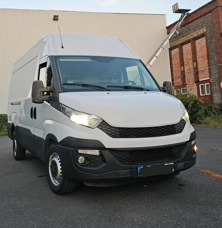 Gebraucht 2015 Iveco Daily | 11.000 € - Bild 1/4