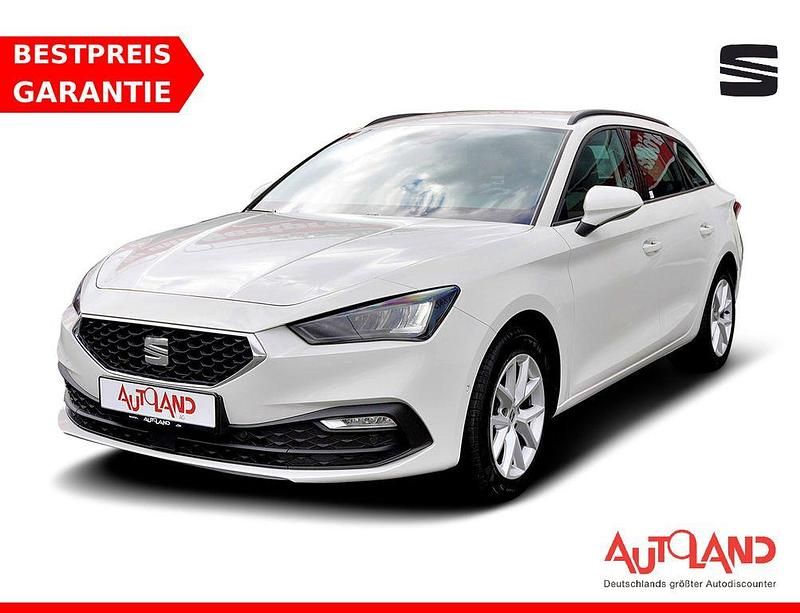 Weiß Gebraucht 2022 Seat Leon ST Kombi | 21.990 € (Fairer Preis) - Bild 1/4