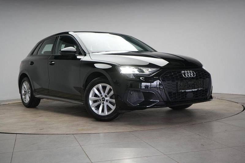 Gebraucht Audi A3 Sport 150 PS (110 kW) 2022 Schwarz Limousine