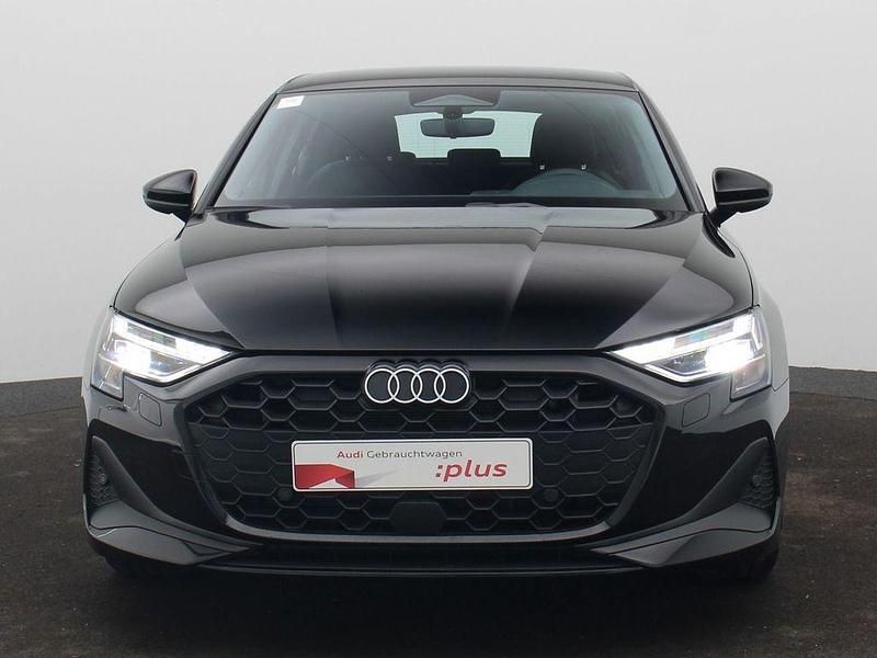Gebraucht Audi A3 116 PS (85 kW) 2026 Brillantschwarz Limousine