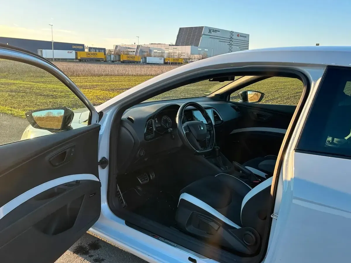 Gebraucht Cupra Leon 280 PS (205 kW) 2014 Weiß Limousine