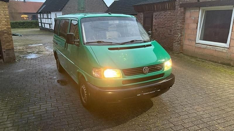Usata VW T4 102 CV (75 kW) 2000 Verde Furgone