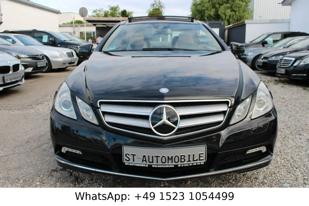 Gebraucht Mercedes E500 387 PS (284 kW) 2010 Schwarz Coupé