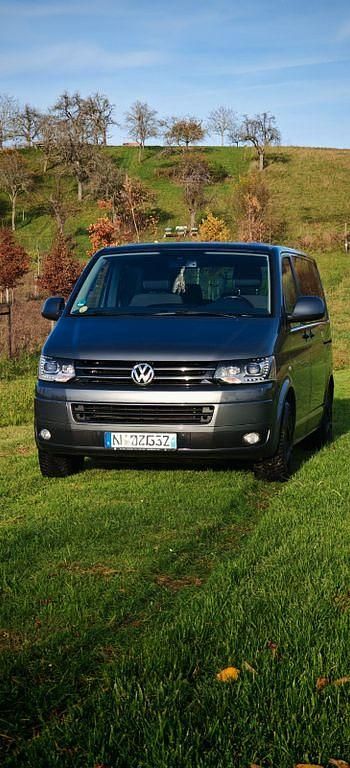 Grau Gebraucht 2014 VW T5 Edition Van | 24.100 € (Guter Preis) - Bild 1/4