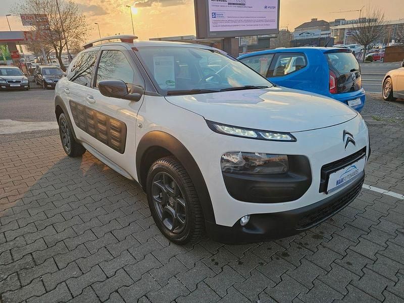 Gebraucht Citroën C4 Shine 82 PS (60 kW) 2018 Weiß SUV