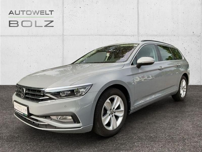 Grau Gebraucht 2022 VW Passat Business Kombi | 29.990 € (Fairer Preis) - Bild 1/4
