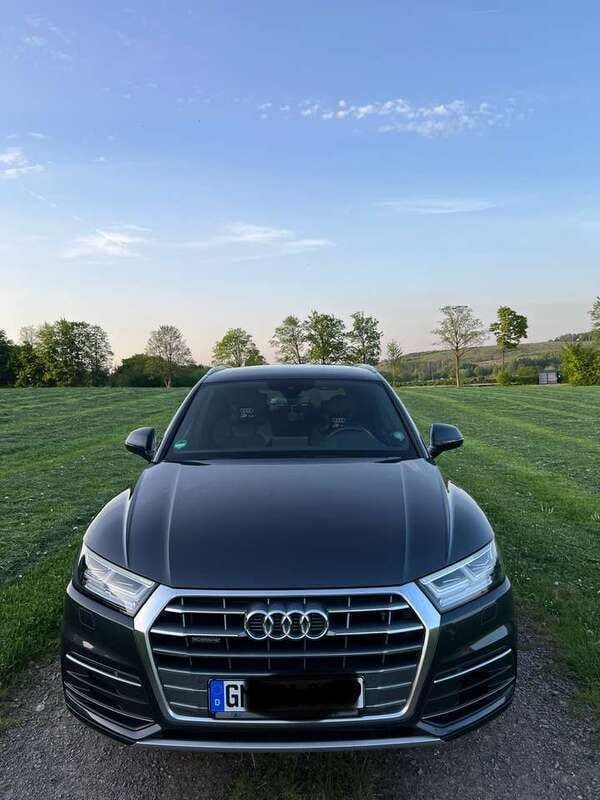 Grau Gebraucht 2019 Audi Q5 S-Line SUV | 28.500 € (Superpreis) - Bild 1/4