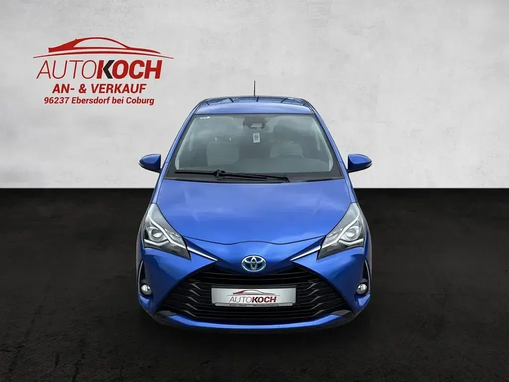 Gebraucht Toyota Yaris Hybrid Team 75 PS (55 kW) 2018 Blau Limousine