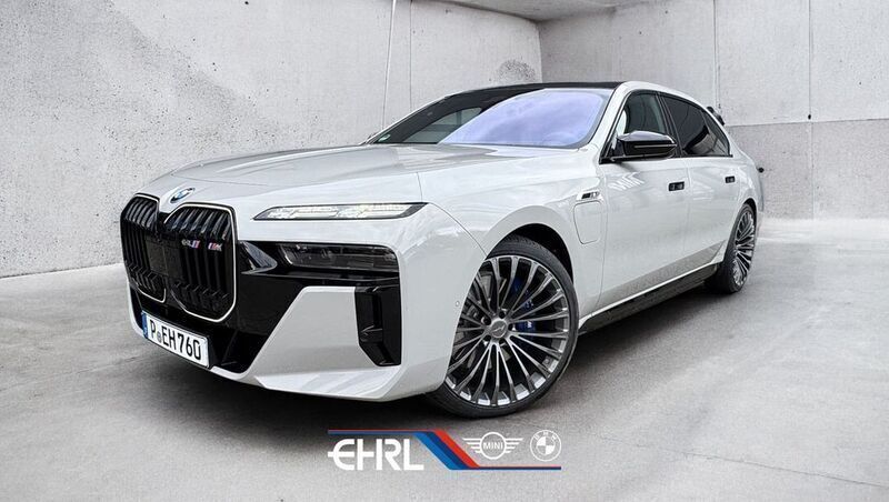 Weiß Gebraucht 2024 BMW M760e Executive Limousine | 149.940 € (Fairer Preis) - Bild 1/4