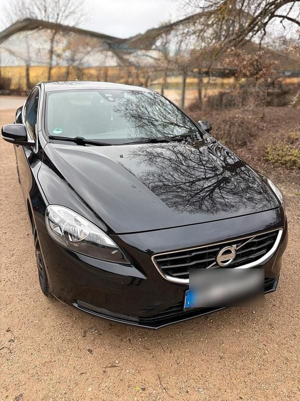 Gebraucht Volvo V40 Ocean Race 114 PS (83 kW) 2015 Schwarz Kombi