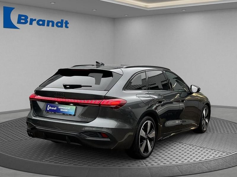 Second-hand Audi A5 S-Line 204 CP (150 kW) 2025 Gri Break
