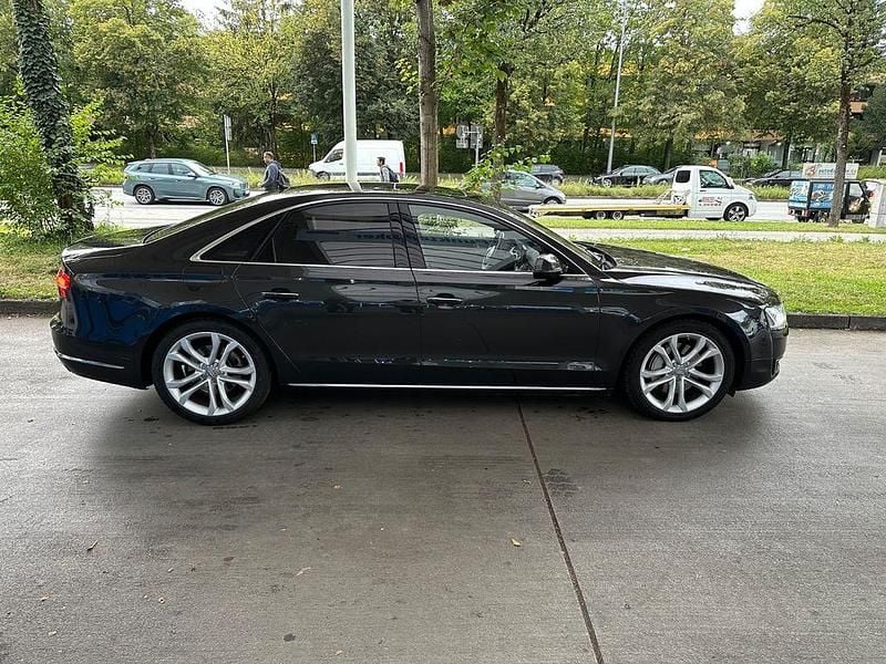 Gebraucht Audi A8L Ambiente 262 PS (192 kW) 2016 Grau Limousine