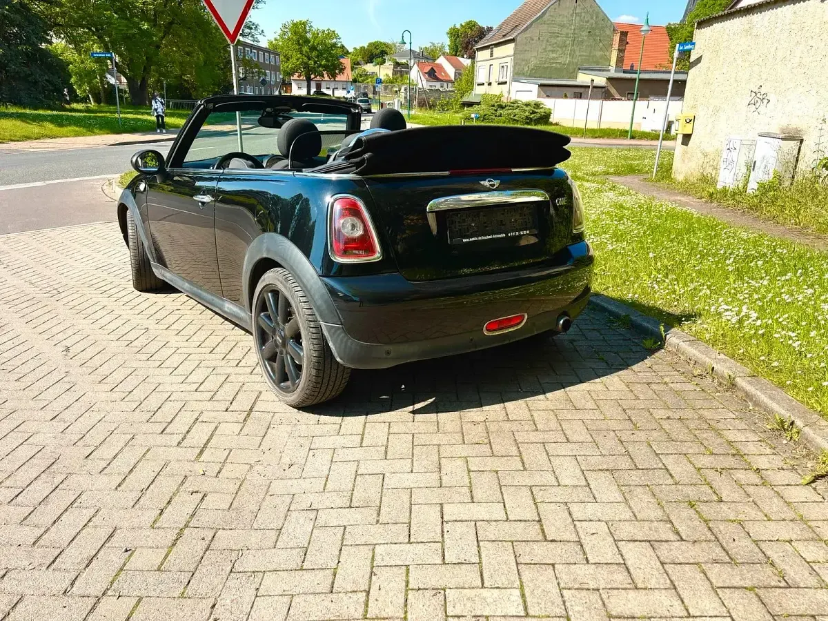 Occasion Mini Cooper Cabriolet 98 PK (72 kW) 2010 Zwart Cabriolet