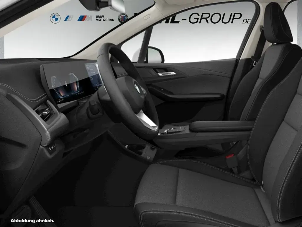 Gebraucht BMW 220 Active Tourer Performance 163 PS (119 kW) 2025 Alpinweiß uni Van / Kleinbus
