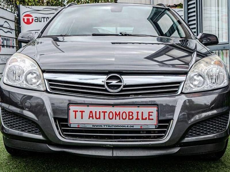 Gebraucht Opel Astra 116 PS (85 kW) 2009 Grau Kombi