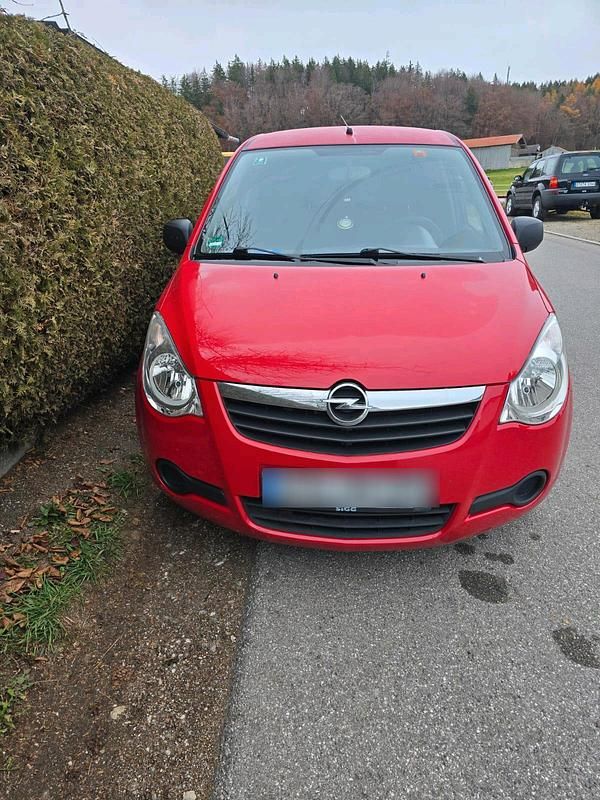 Gebraucht Opel Agila 65 PS (47 kW) 2009 Rot Kleinwagen