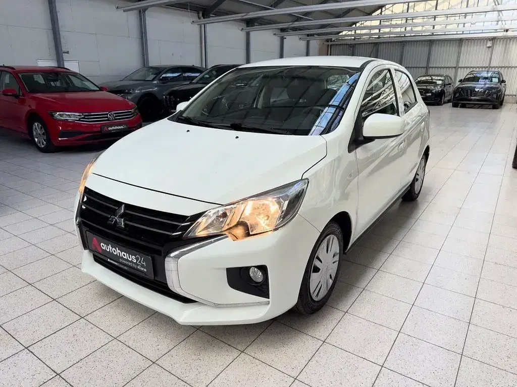 Gebraucht Mitsubishi Space Star Select 80 PS (58 kW) 2023 Weiß Kleinwagen